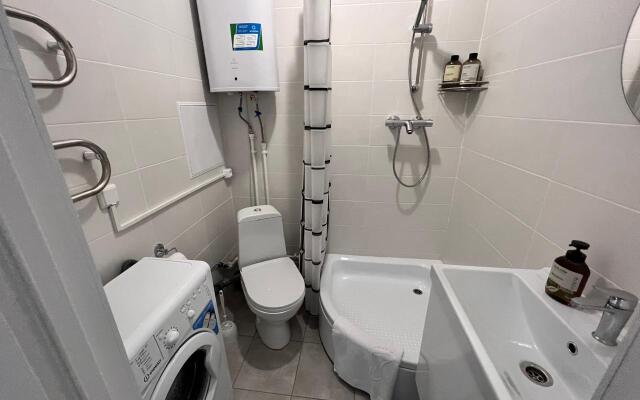 Uyutnaya Studiya U Rechnogo Vokzala Flat