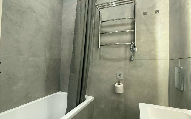 Uyutnaya Loft S Khoroshim Osnascheniem Flat