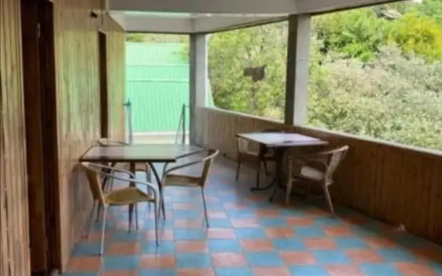 Dezhavyu Guest house