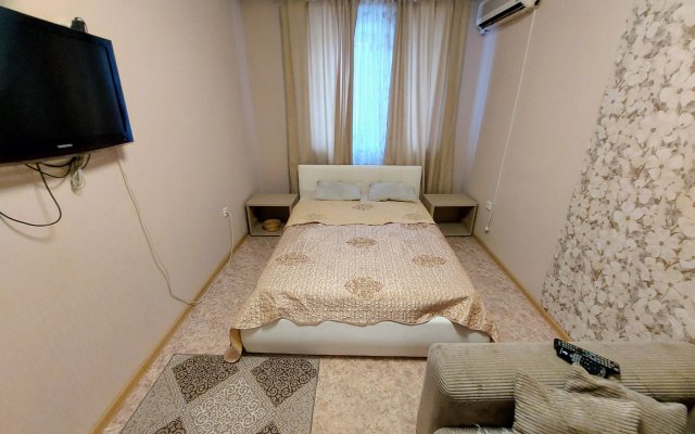 Kvartira U Tts Ostrov Apartments