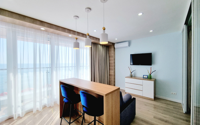 Mytimewell Chernomorskaya 13G Apartments 3
