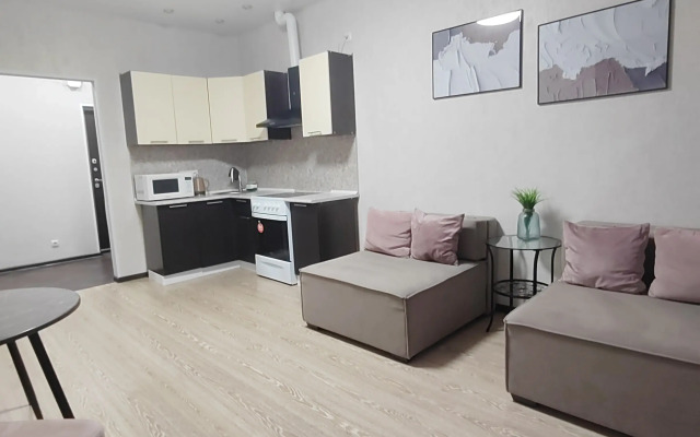 Квартира Уютная двухкомнатная в Сургуте