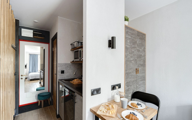 Wood by Smart Lofts Moscow Apartment