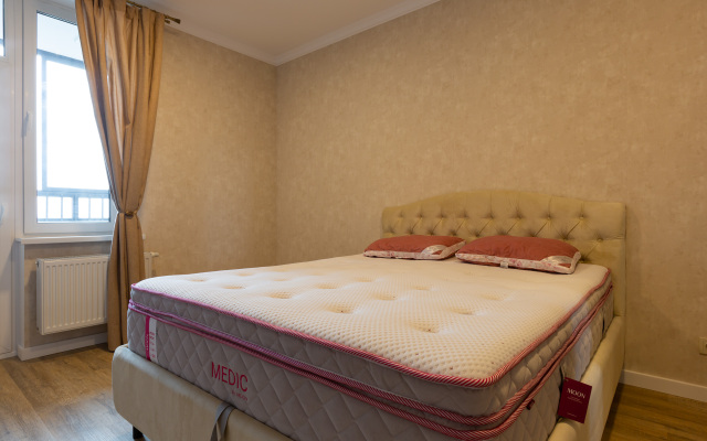 LuxHoll Flat