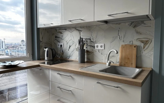 Studiya Bakinskaya 26-17 Flat