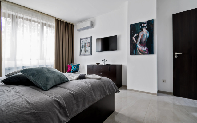East Residence Airport Apartment