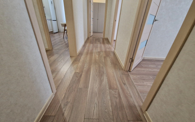 Vitalij HouseRent Tryohkomnatnaya po ul. Rinata Galeeva,31 Flat