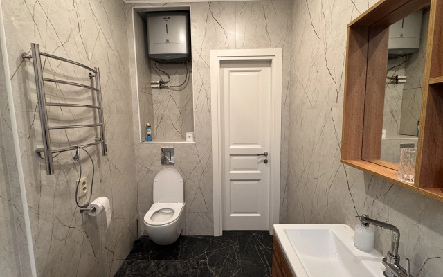 Квартира двухкомнатная только после ремонта в самом центре города