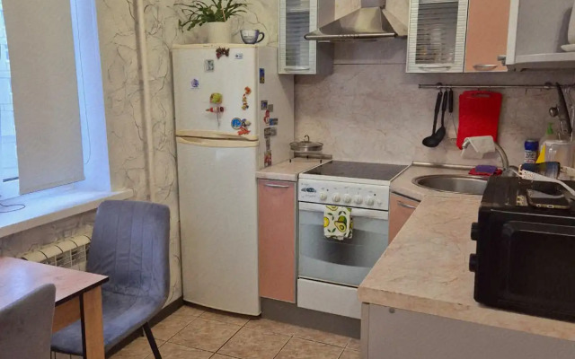 Апартаменты на Маршала Жукова 24