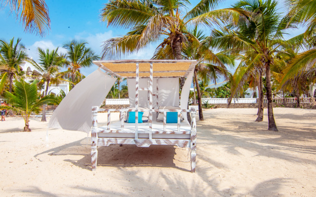 Jumbo Watamu All Inclusive Hotel