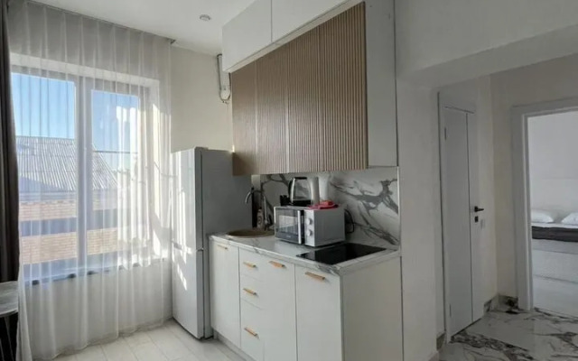 Апартаменты на Светлой 18 (308)