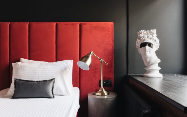 Kentron hotel