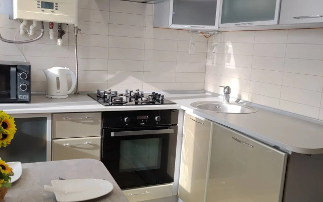 Na Atamanskaya 60A Flat