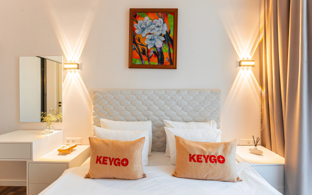 KeyGo #0117, 1 Bedroom, Near The Opera House Apartments