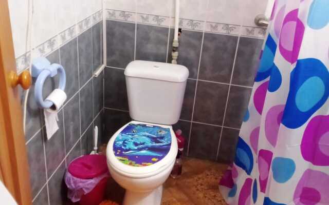 Гостевой Lом Домик в Бугазе