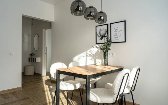 Monochrome Ot Seti Good Vibes Apartments Apartments