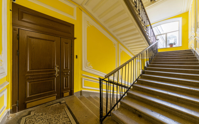 Dom Syuzora Hotel