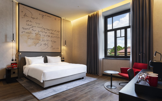 Radisson RED Tbilisi
