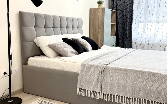 Ryadom S M4 U Grada Ashana Lerua Flat