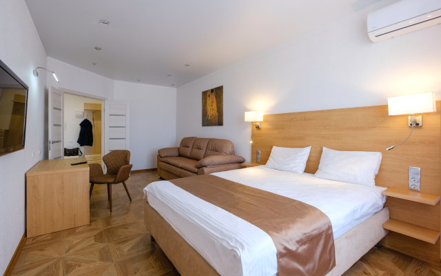 Апартаменты Петровские на Советской 90 №5