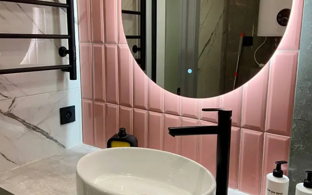 Апартаменты Новая Уютная Судия с Шикарным Видом из Окна