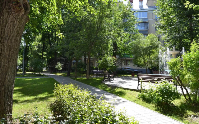 Апартаменты БонАпарт 2-х комнатные с джакузи на Студенческой 42