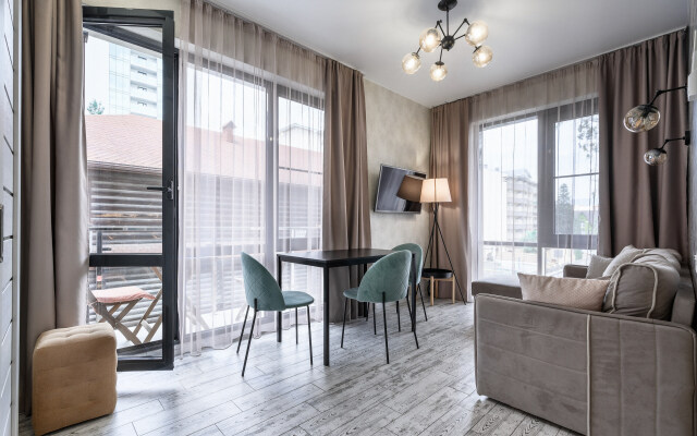 V Zhk Madrid Park 2 S Basseynom Apartments