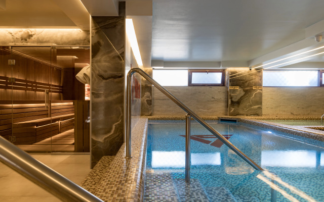 Vertex hotel