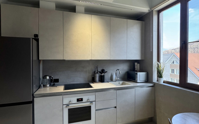 Апартаменты Видовые Хай-Тек с Отдельной Спальней