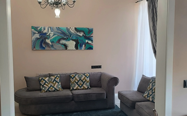 Sharm I Uyut Flat
