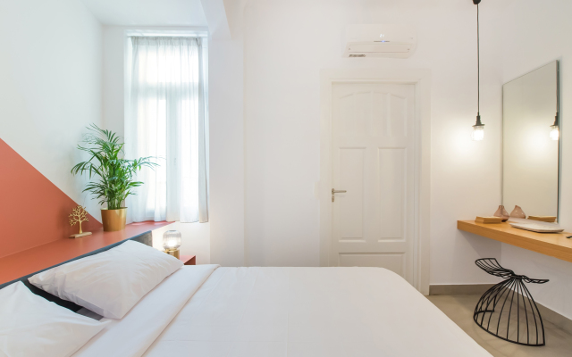 MONK Monastiraki Suites Apart-Hotel