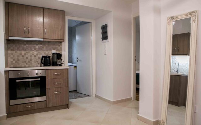 Апартаменты Best House Athens Ampelokipoi Metro (Kolchidos Str.)