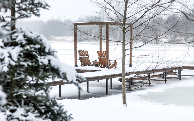 Глэмпинг А у реки