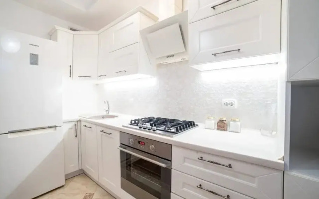 Na Ulitse T.S. Borodina 10 Apartments