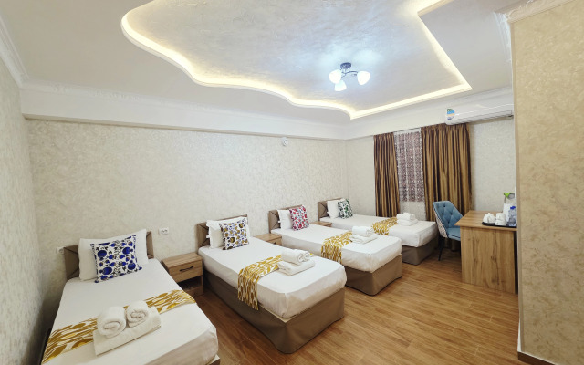 Samarkand Imron Hotel