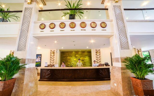 Olalani Resort  Hotel And Condotel