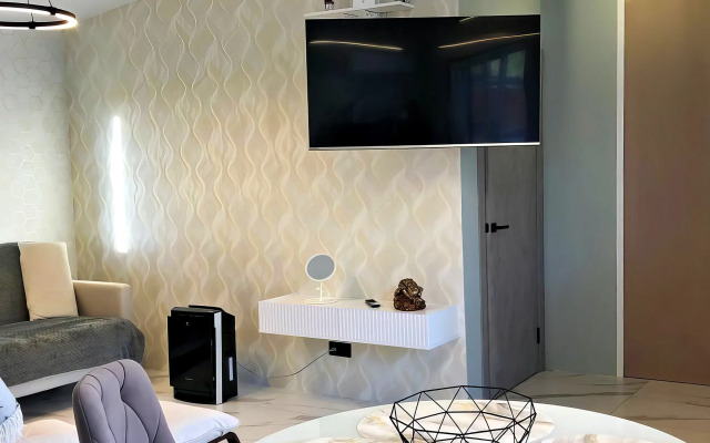 Domik U Lesa Private house