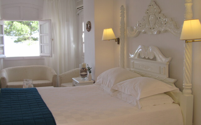 Porto Scoutari Romantic Hotel & Suites