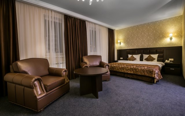 Carat Hotel