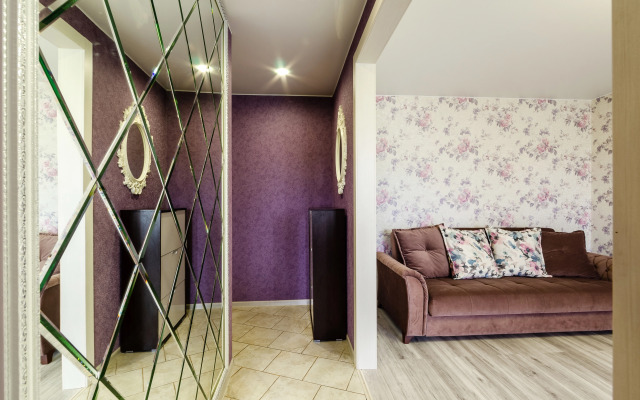 Na Maksima Gorykogo 25 Flat