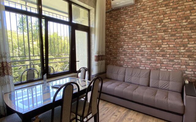 Semeynye Green Sail u morya Apartments