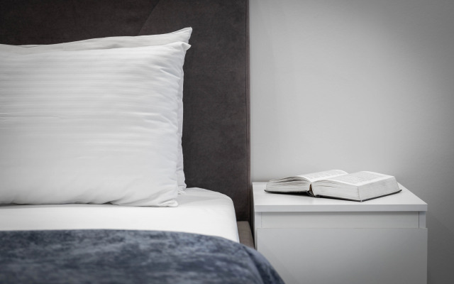 Potryasayushchaya studiya dlya 4kh chelovek v 5 minutakh ot morya Flat