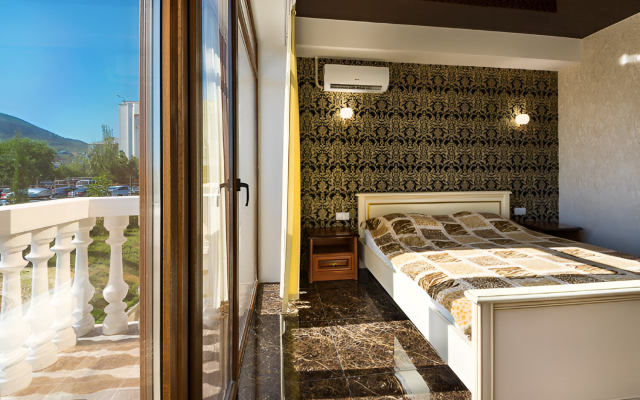 Sudak Delyuks Guest House