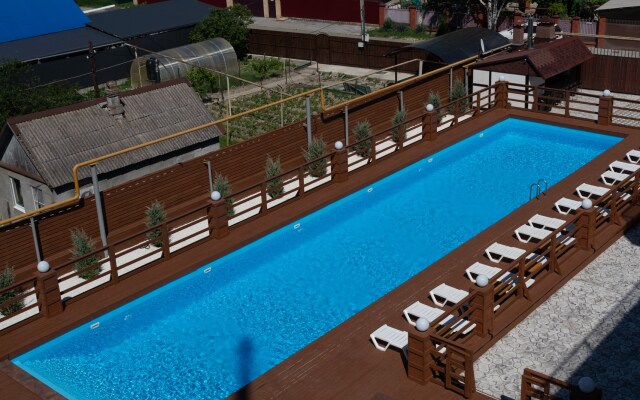 Avgustin Hotel