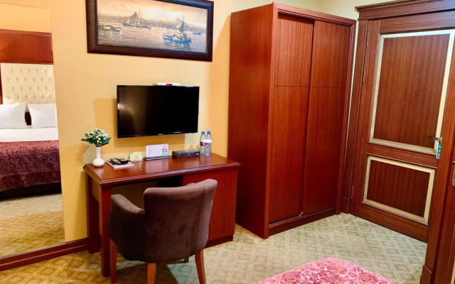 Clover Boutique Hotel