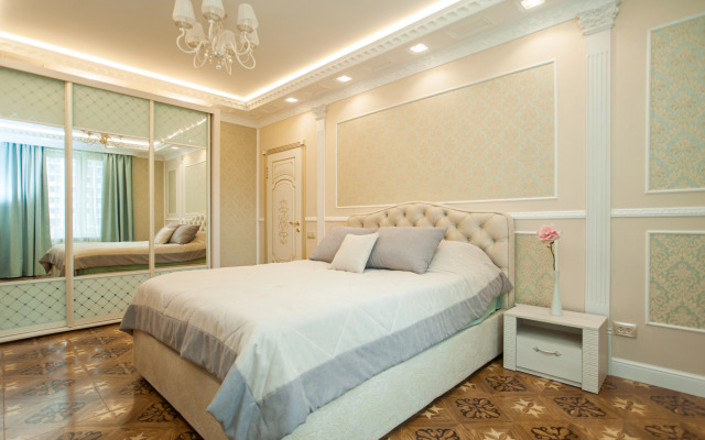 V Tsentre Flat
