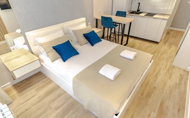 Sunset Apartment