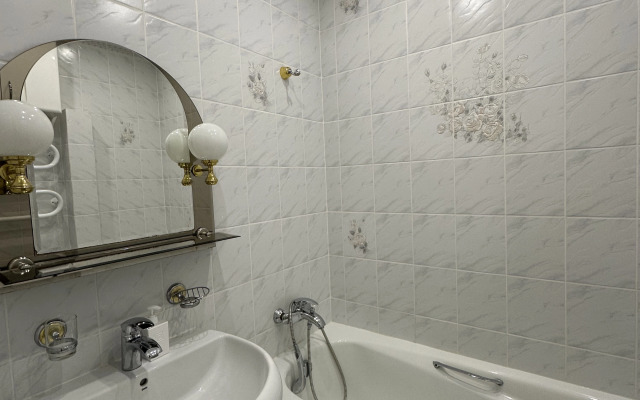 Апартаменты 4-х комнт. в центре Минска для 11 гостей