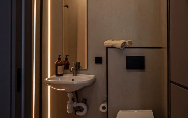 Semeynye S Letnim Basseynom V Zhk Daymond Apartments