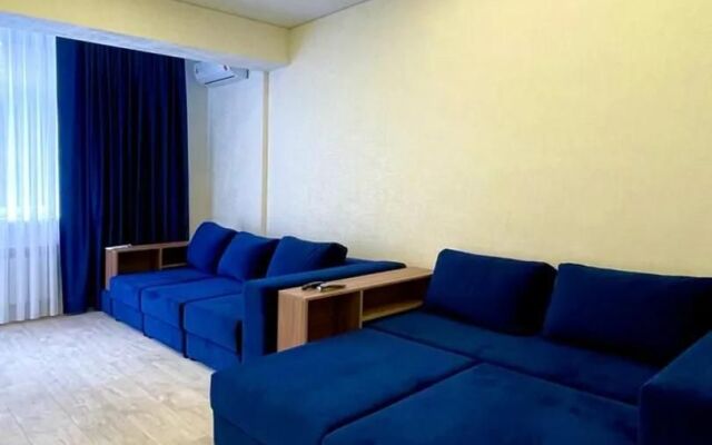 Апартаменты на Декабристов 36